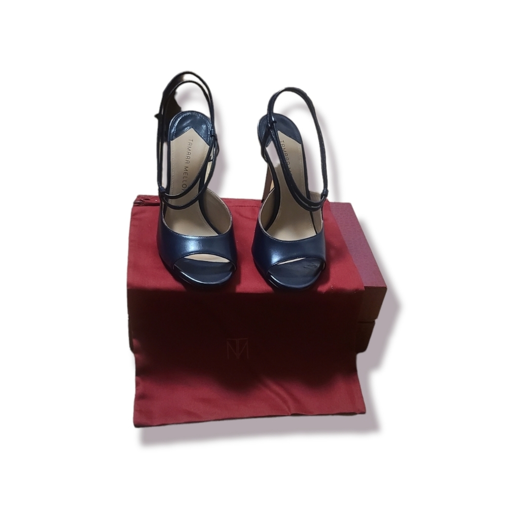 NIB Tamara Mellon Nouvelle Navy Pump in Size 39.5
